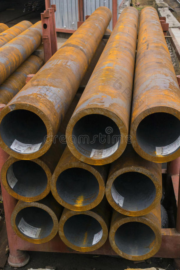 房屋建設(shè)工程施工概述 從規(guī)劃圖紙到電氣配件的整體工程流程